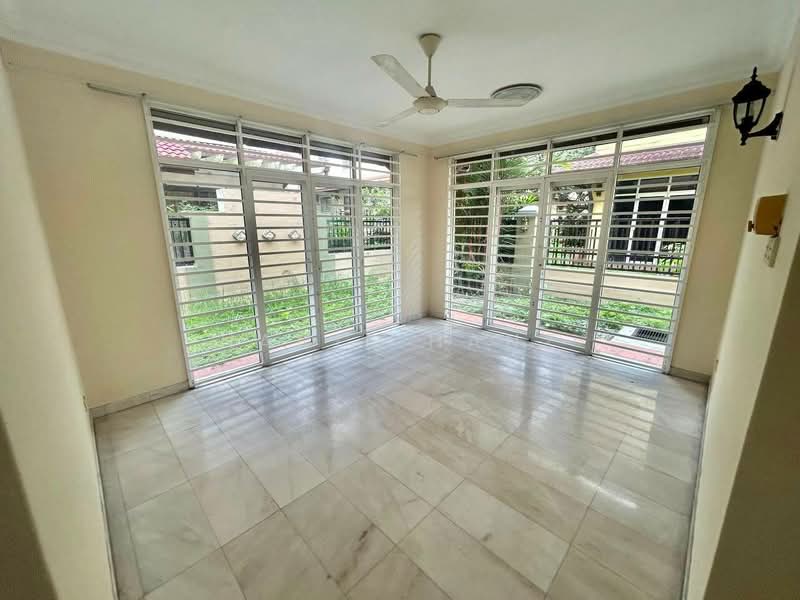 Rumah Banglo untuk Dijual di Kuala Selangor (Selangor) - Hanif Hanz - Living Room - PropertyGuru.com.my