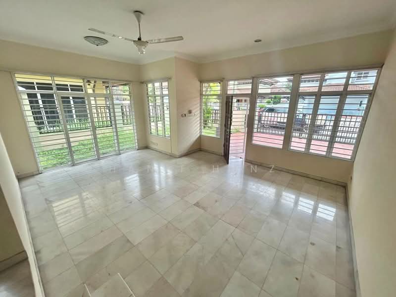Rumah Banglo untuk Dijual di Kuala Selangor (Selangor) - Hanif Hanz - Living Room - PropertyGuru.com.my