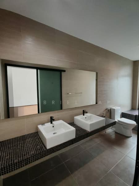 2-storey Terraced House for Sale in Medan Damansara (Damansara Heights) - Gabriel Yap - Bathroom - PropertyGuru.com.my