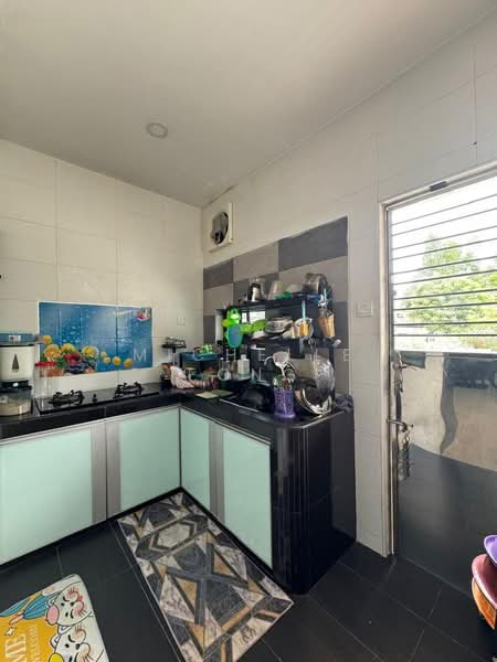 2-storey Terraced House for Sale in Taman Gaya (Ulu Tiram) - Michelle Fong - Kitchen - PropertyGuru.com.my