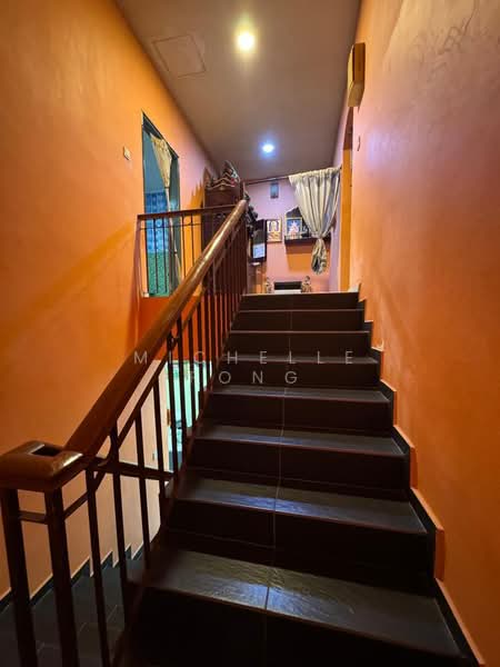 2-storey Terraced House for Sale in Taman Gaya (Ulu Tiram) - Michelle Fong - Corridor - PropertyGuru.com.my