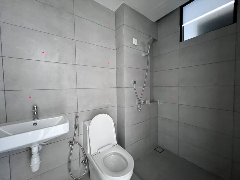 Apartment for Sale at Vivo Executive Apartment - Carol Lau - Bathroom - PropertyGuru.com.my