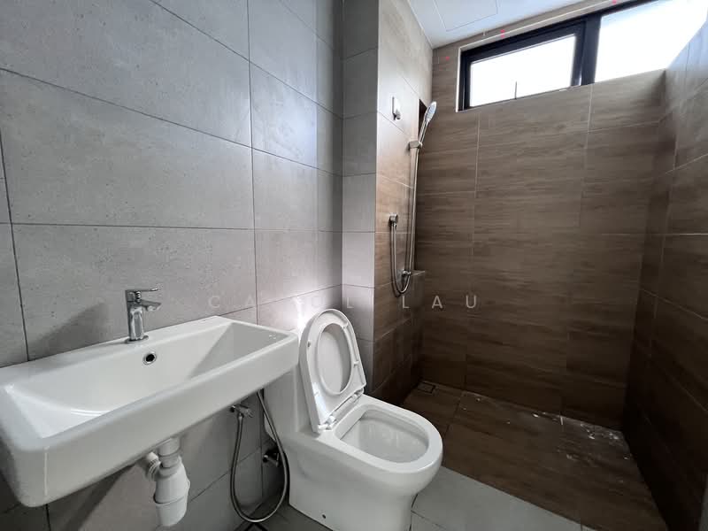 Apartment for Sale at Vivo Executive Apartment - Carol Lau - Bathroom - PropertyGuru.com.my
