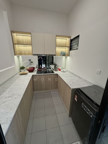 Apartment for Sale at Camellia Residences - Desmond Chau - Kitchen - PropertyGuru.com.my