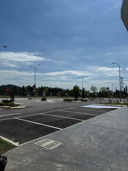 Kedai / Pejabat untuk Disewa di Ijok (Selangor) - Derick Teh - Exterior - PropertyGuru.com.my