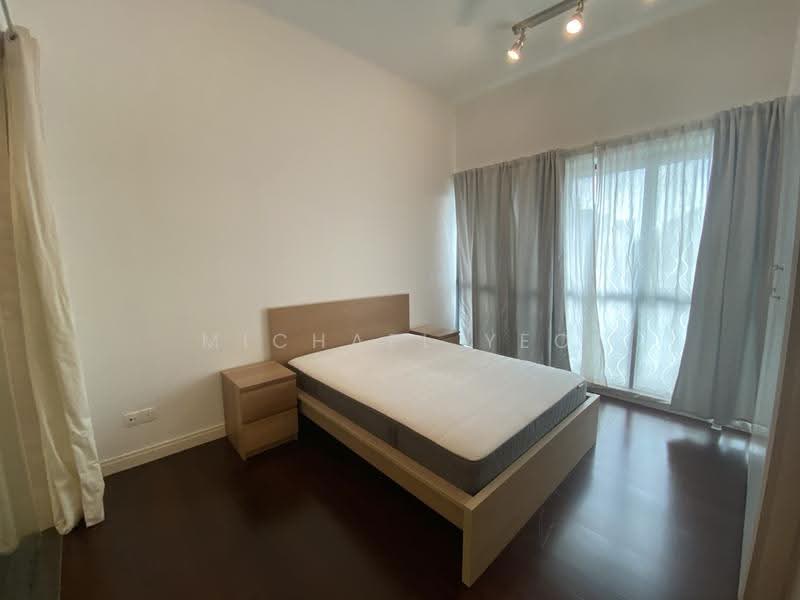 Kediaman Servis untuk Dijual di Setia SKY Residences - Michael Yeo - Bedroom - PropertyGuru.com.my