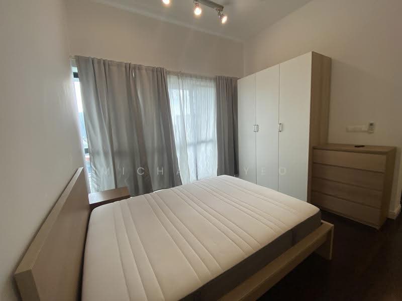 Kediaman Servis untuk Dijual di Setia SKY Residences - Michael Yeo - Bedroom - PropertyGuru.com.my