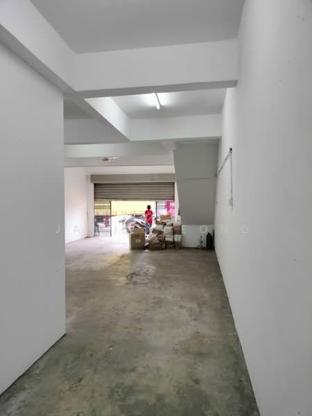 Shop for Rent in Bandar Teknologi Kajang (Kajang) - Jamie Leong - Interior - PropertyGuru.com.my