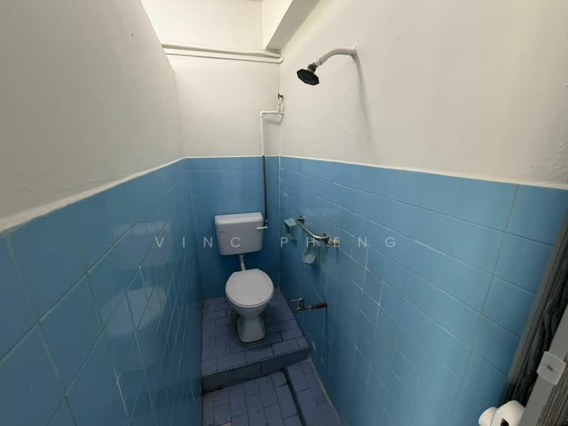 Rumah Teres 1 Tingkat untuk Dijual di Taman Malim Jaya (Bachang) - Vinc Pheng - Bathroom - PropertyGuru.com.my