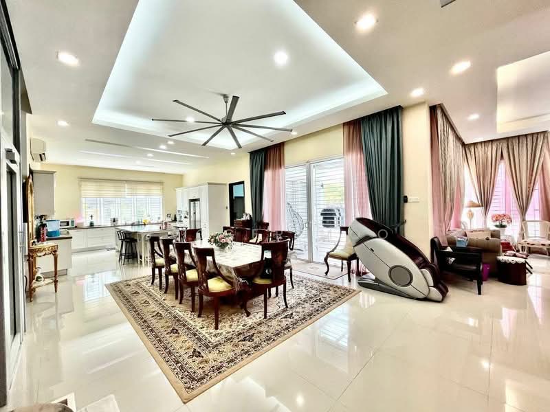 Bungalow for Sale in Ukay Bistari (Ulu Kelang) - Jagger Moo - Dining Room - PropertyGuru.com.my