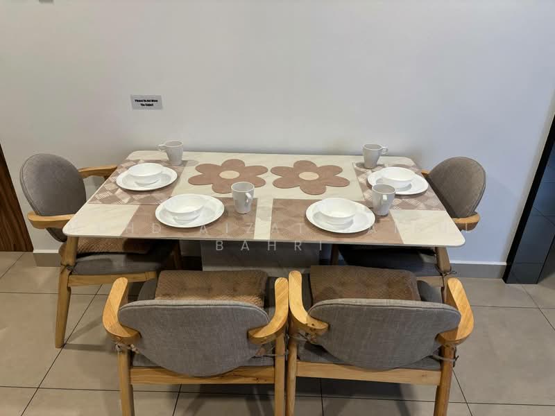 Service Residence for Rent at KL Gateway Premium Residences - Mohd Aizat Saiful Bahri - Dining Room - PropertyGuru.com.my