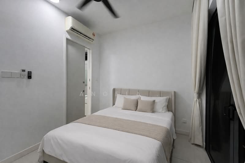 Service Residence for Sale at Skyluxe On The Park Bukit Jalil - Angela . - Bedroom - PropertyGuru.com.my