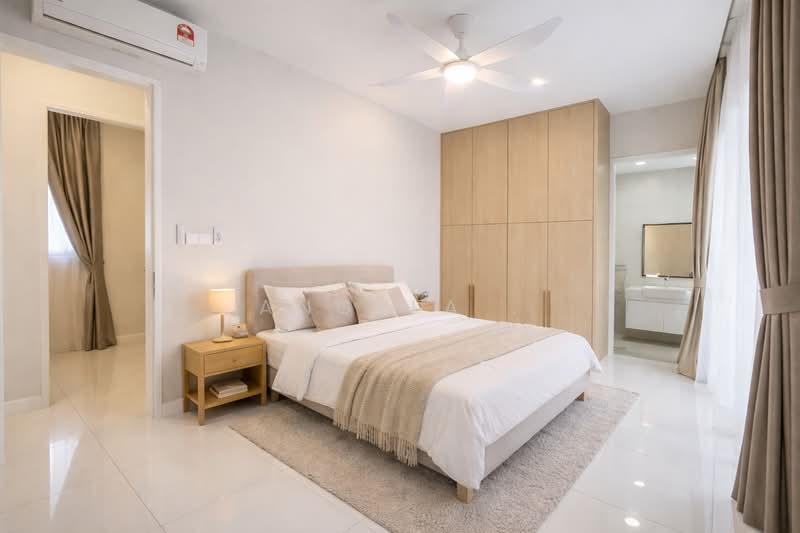 Service Residence for Sale at Skyluxe On The Park Bukit Jalil - Angela . - Bedroom - PropertyGuru.com.my