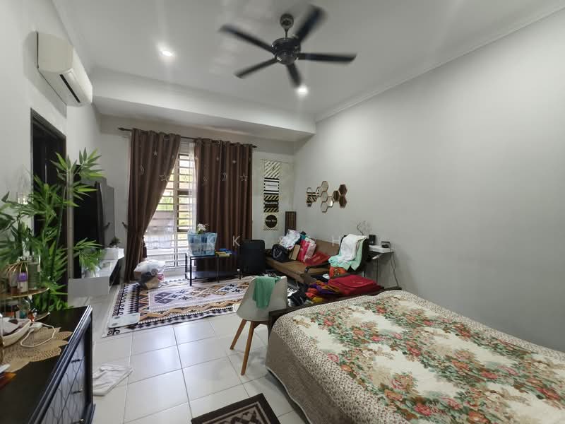 2-storey Terraced House for Sale in Bandar Teknologi Kajang (Kajang) - KK Sah - Living Room - PropertyGuru.com.my