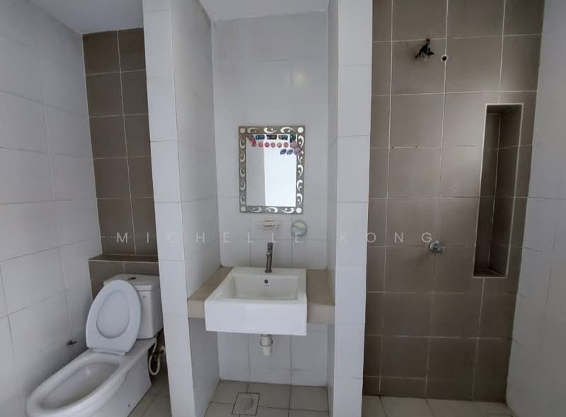 Townhouse for Sale in Puchong (Selangor) - Michelle Kong - Bathroom - PropertyGuru.com.my