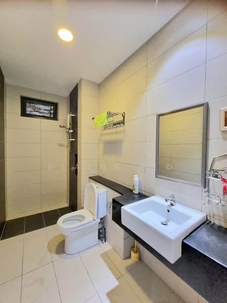 Condominium for Rent at Marinox Sky Villas - Elaine Yeo - Bathroom - PropertyGuru.com.my