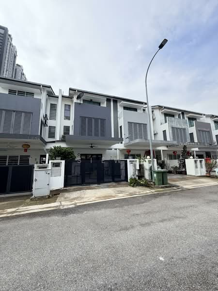 3-storey Terraced House for Sale in Laman Bayu (Bukit Jalil) - Tey Siew Zing - PropertyGuru.com.my
