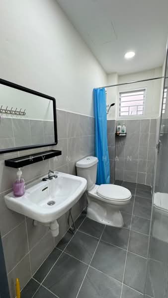 Townhouse for Rent in Bukit Jalil (Kuala Lumpur) - Ryan Chan - Bathroom - PropertyGuru.com.my