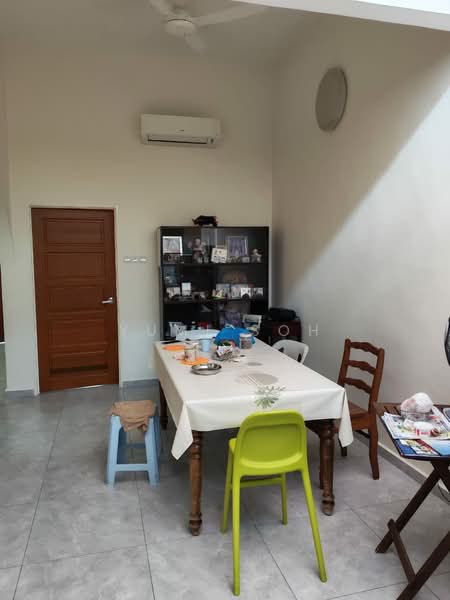 1-storey Terraced House for Sale in Taman Midah (Cheras) - Yumi Soh - Dining Room - PropertyGuru.com.my
