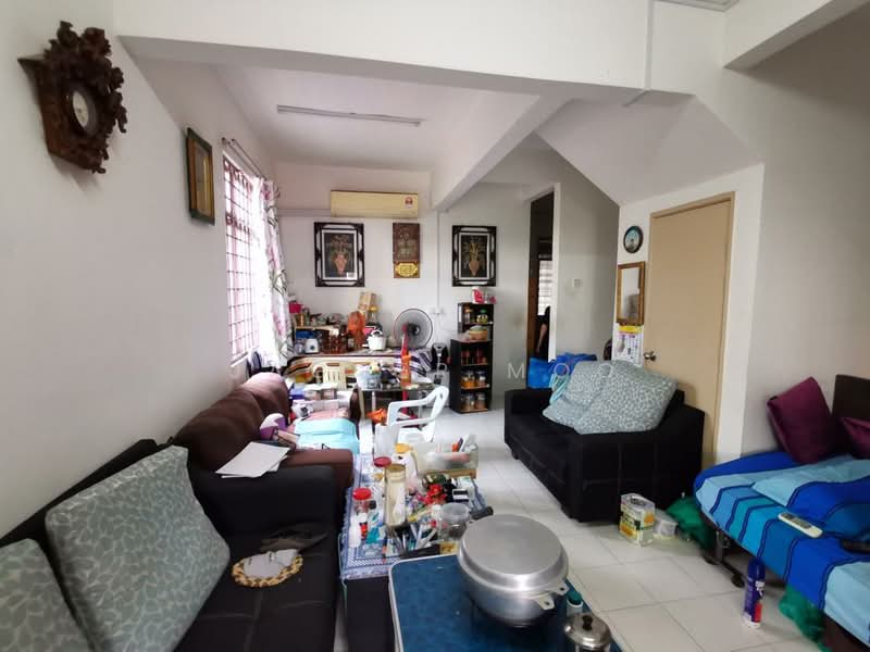 2-storey Terraced House for Sale in Ukay Bistari (Ulu Kelang) - Jagger Moo - Living Room - PropertyGuru.com.my