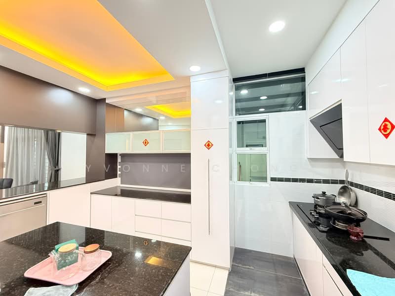 Cluster House for Sale in Bukit Indah (Iskandar Puteri (Nusajaya)) - Yvonne Chong - Kitchen - PropertyGuru.com.my
