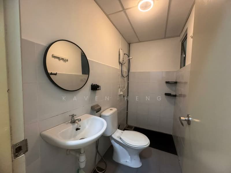 Pangsapuri untuk Disewa di Impiana Sky Residensi - Kaven Heng - Bathroom - PropertyGuru.com.my