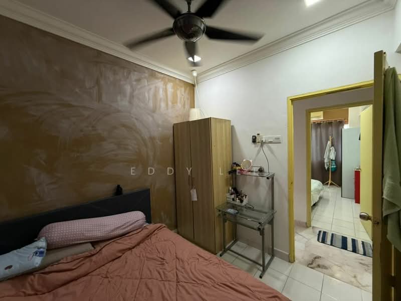 Condominium for Sale at Nusa Mewah Villa Condominium - Eddy Lee - Bedroom - PropertyGuru.com.my