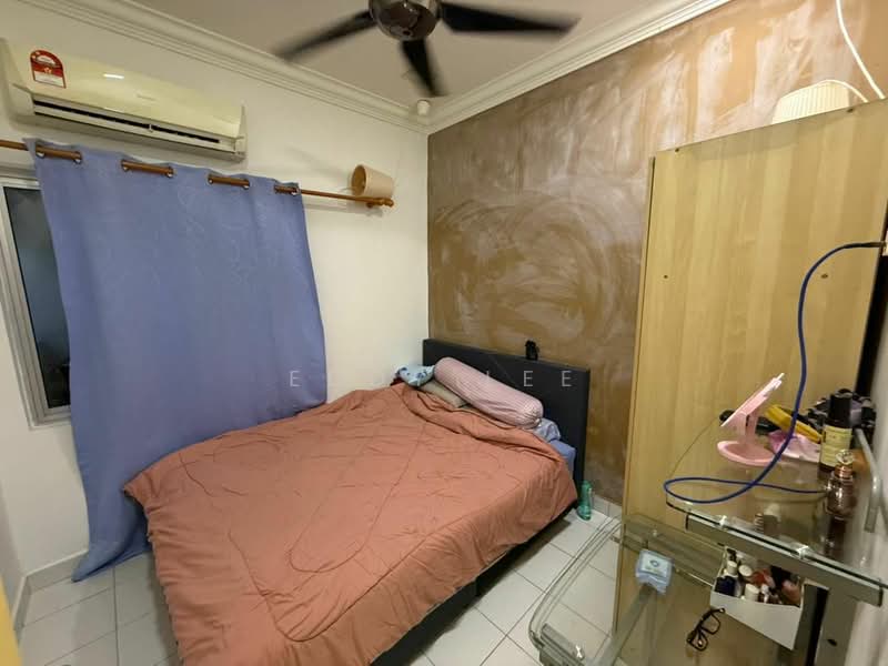 Condominium for Sale at Nusa Mewah Villa Condominium - Eddy Lee - Bedroom - PropertyGuru.com.my