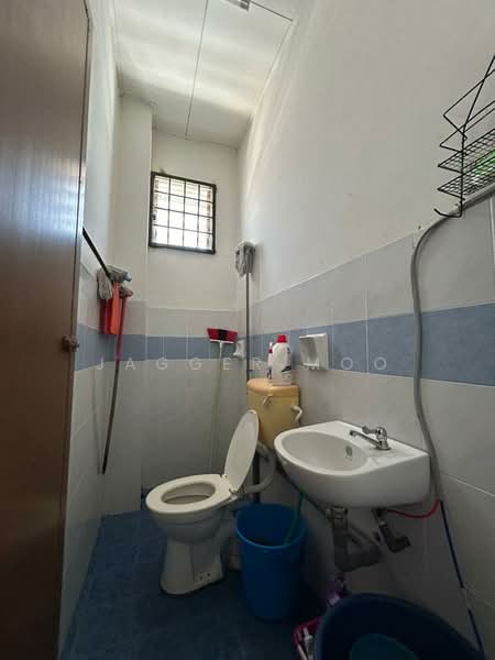 2-storey Terraced House for Sale in Ukay Bistari (Ulu Kelang) - Jagger Moo - Bathroom - PropertyGuru.com.my