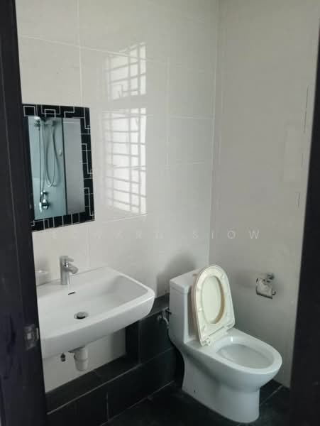 Service Residence for Rent at Wave @ Marina Cove - Edward Siow - Bathroom - PropertyGuru.com.my