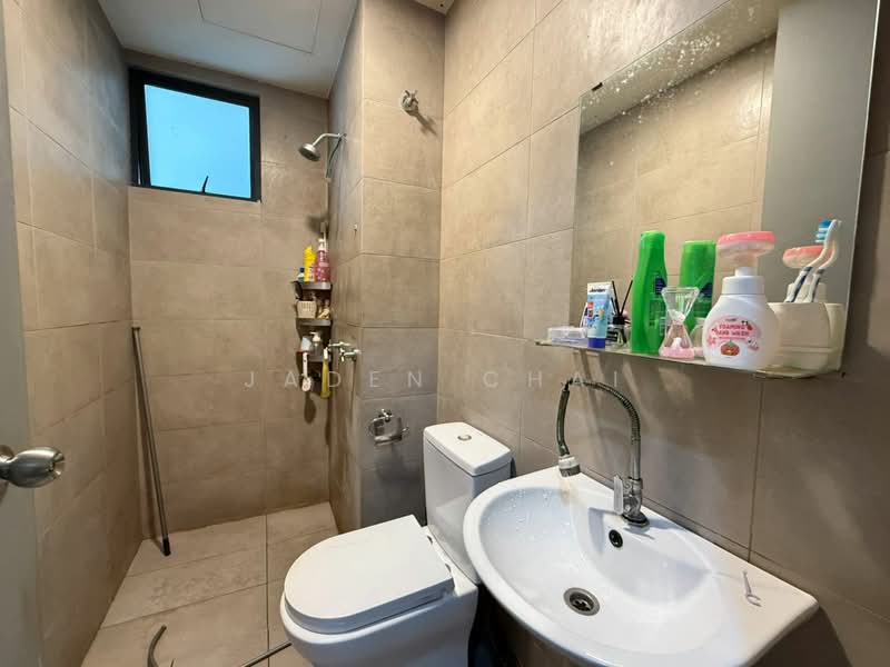 Service Residence for Sale at KL Traders Square - Jaden Chai - Bathroom - PropertyGuru.com.my