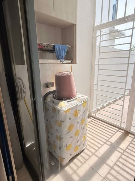 Service Residence for Rent at Eve Suite / NZX Square - Mia Ching - Balcony - PropertyGuru.com.my