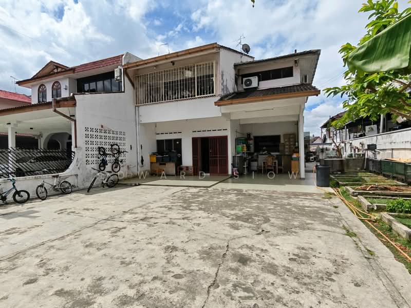 Semi-Detached House for Sale in Tebrau (Johor) - Edward Siow - Exterior - PropertyGuru.com.my