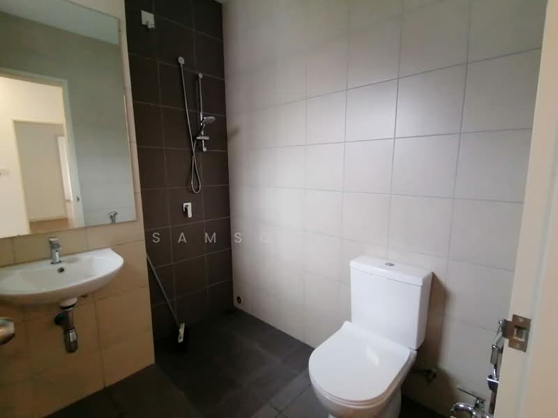 2-storey Terraced House for Sale in Bandar Gamuda Gardens (Rawang) - Samson Lee - Bathroom - PropertyGuru.com.my