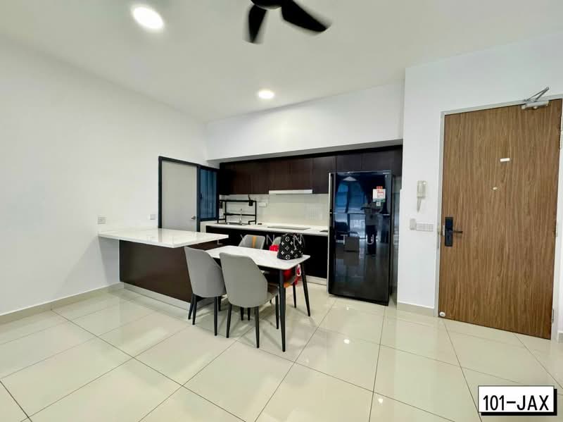 Service Residence for Rent at Setia City Residences - Reilynn Tue - Kitchen - PropertyGuru.com.my