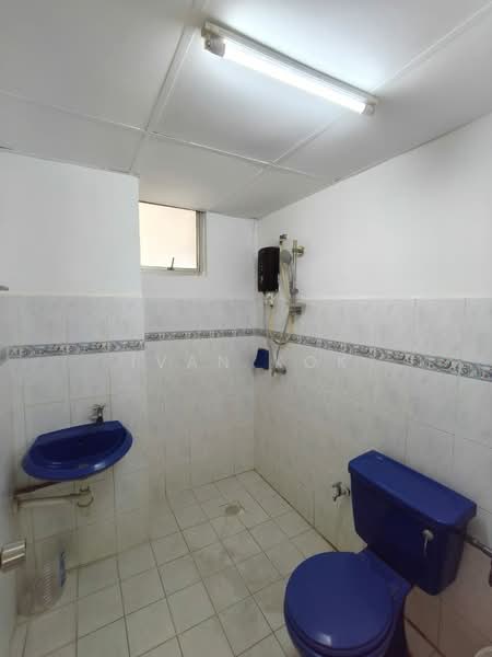 Condominium for Sale at Kelana D'Putera - Ivan Kok - Bathroom - PropertyGuru.com.my