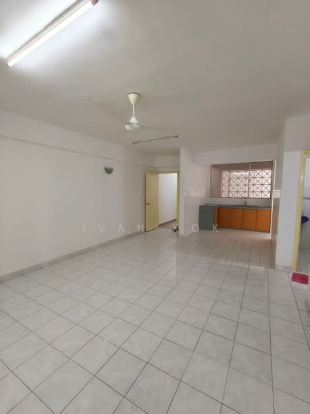 Condominium for Sale at Kelana D'Putera - Ivan Kok - Living Room - PropertyGuru.com.my