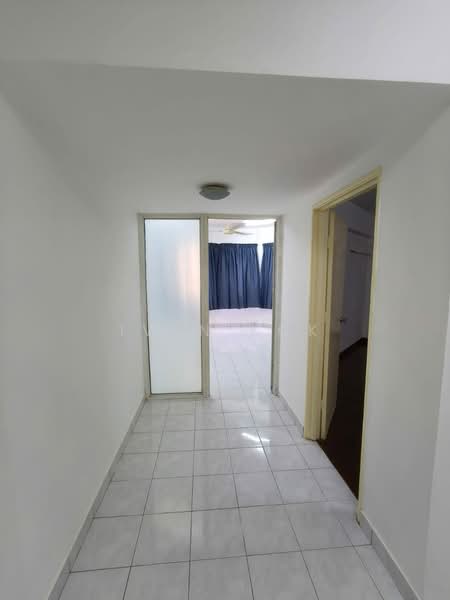 Condominium for Sale at Kelana D'Putera - Ivan Kok - Corridor - PropertyGuru.com.my