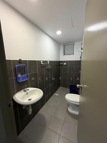 Apartment for Rent at Residensi Kepongmas 2 - Vincent Lai - Bathroom - PropertyGuru.com.my