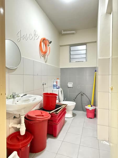 Pangsapuri untuk Disewa di Jiran Residensi - Jack Ng - Bathroom - PropertyGuru.com.my