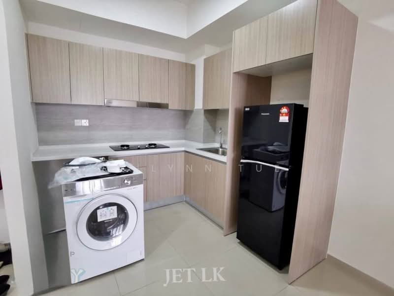 Servis Apartment untuk Disewa di Gravit8, Klang - Reilynn Tue - Kitchen - PropertyGuru.com.my