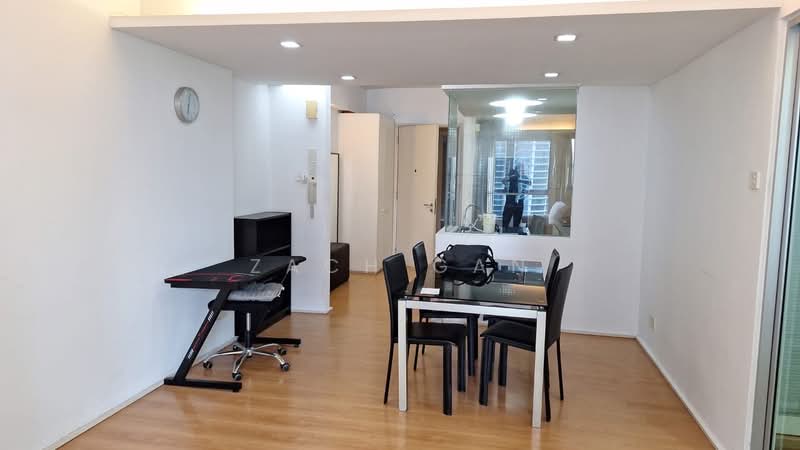 Service Residence for Sale at i-Zen @ Kiara 1 - Zach Gan - Living Room - PropertyGuru.com.my