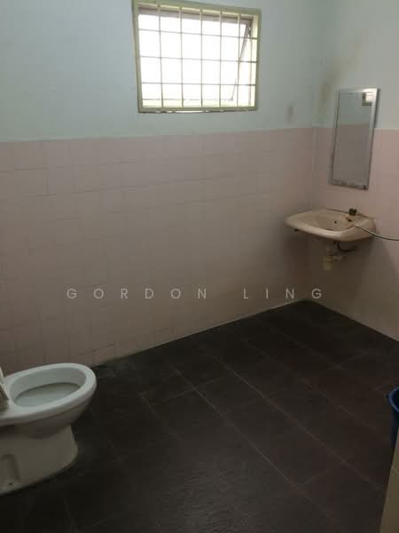 2-storey Terraced House for Sale in Taman Taynton View (Cheras) - Gordon Ling - Bathroom - PropertyGuru.com.my