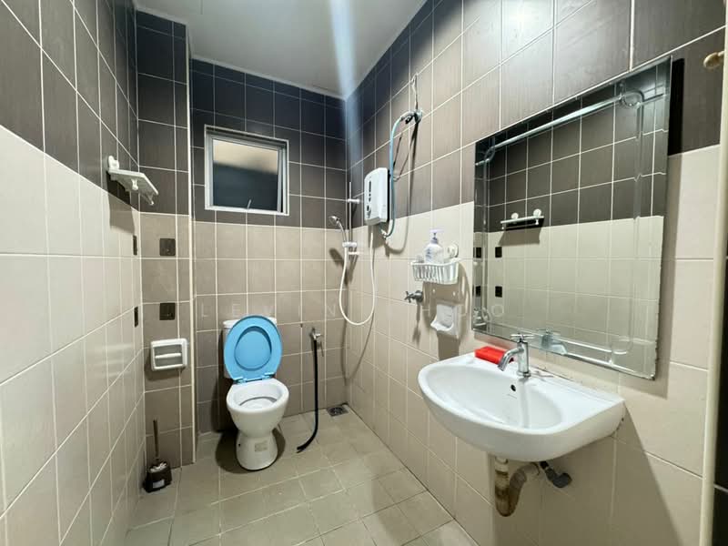 Rumah Teres 2 Tingkat untuk Dijual di Kota Emerald (Rawang) - Levin Khoo - Bathroom - PropertyGuru.com.my