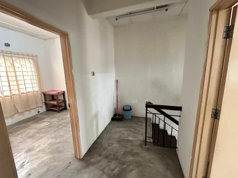 2-storey Terraced House for Sale in Rawang Perdana 2 (Rawang) - Elwin Mah - Interior - PropertyGuru.com.my