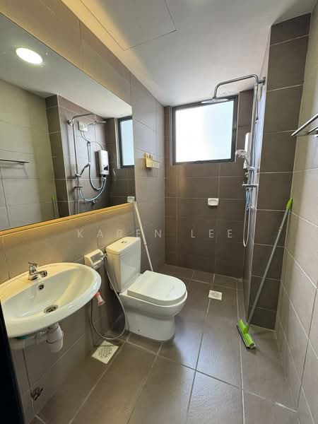 Servis Apartment untuk Disewa di ARC @ Austin Hills - Karen Lee - Bathroom - PropertyGuru.com.my