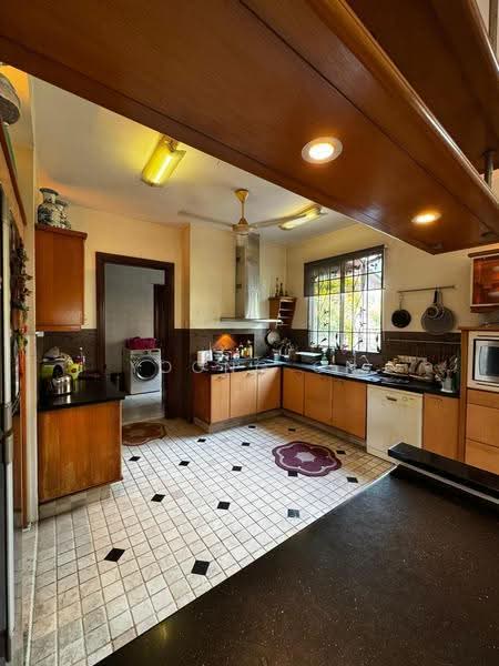 Bungalow House untuk Dijual di Bangsar (Kuala Lumpur) - Yoong CF - Kitchen - PropertyGuru.com.my