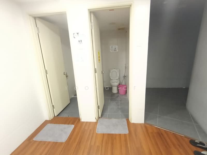 Kedai untuk Dijual di Kuala Lumpur (Kuala Lumpur) - Yoong CF - Bathroom - PropertyGuru.com.my