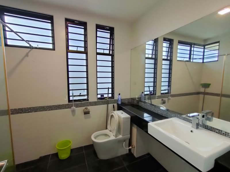 Cluster House for Sale in Kulai (Johor) - Joreen Lee - Bathroom - PropertyGuru.com.my