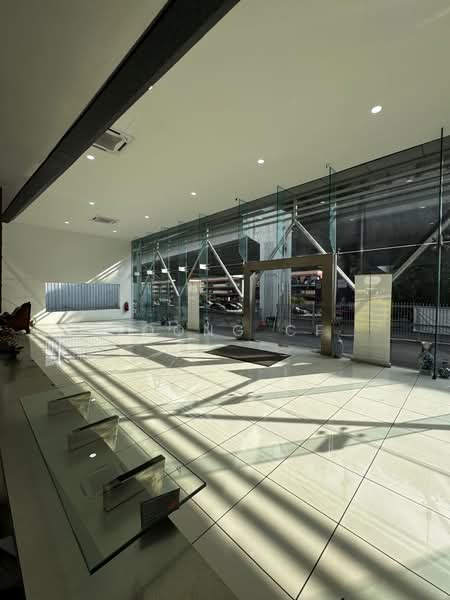 Retail Space for Sale in Tun Razak Exchange (Kuala Lumpur) - Yoong CF - Entrance - PropertyGuru.com.my